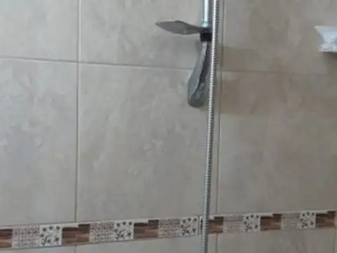 DUPLEX - 2 DORMITORIOS + COCHERA CUBIERTA + PATIO