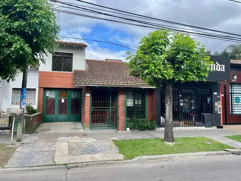 Local al frente con Vivienda