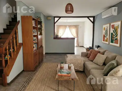 Depto Tipo Casa en Venta de 5 ambientes