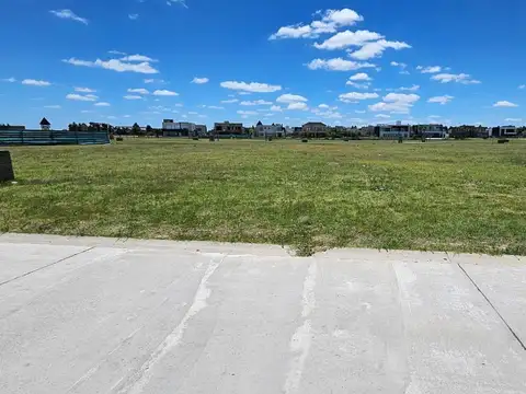 Terreno en Venta 30  mts Fondo