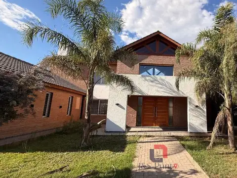 Casa en Venta en Quintas De Italia, USD 369.000