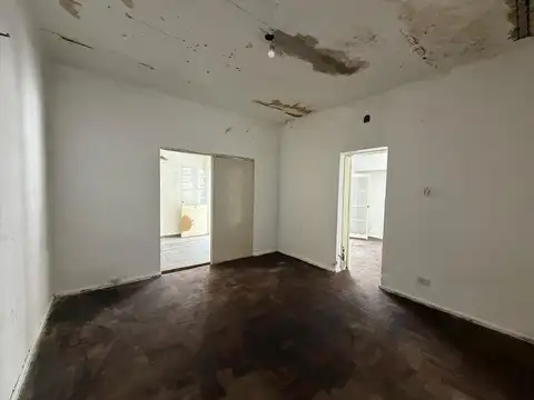 Depto Tipo Casa en Venta 52 años