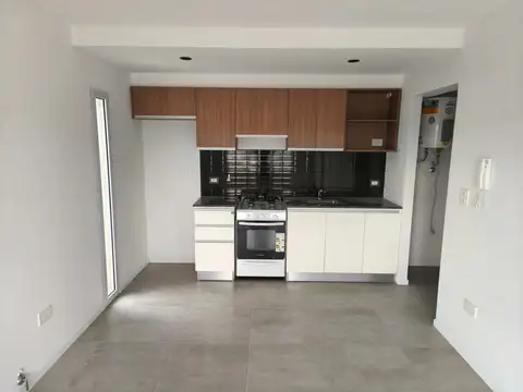 Avellaneda 756