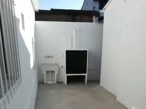 Depto Tipo Casa en Alquiler en Villa Adelina, $ 700.000