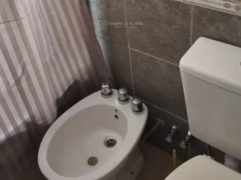 Departamento en Alquiler en Caseros, $ 720.000