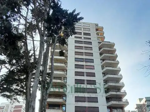 TONINAS 100, Piso 5