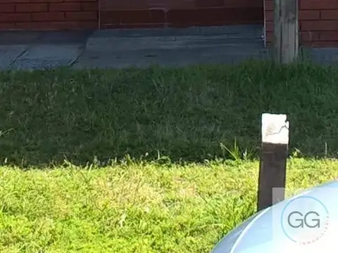 calle 6 y 79.Mar del Tuyu 100