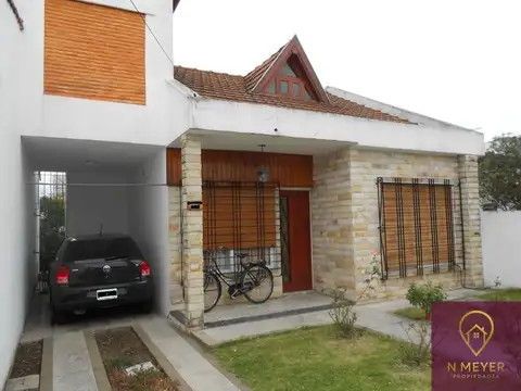 Casa en venta c/piscina  Muñiz