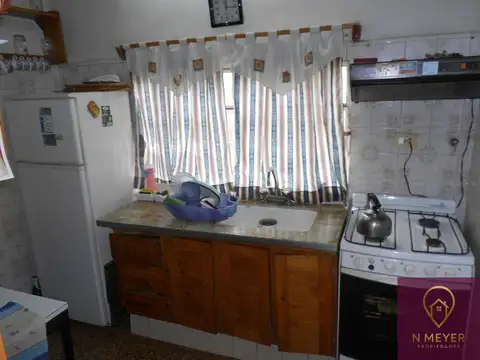 Casa 4 ambientes con 3 baños