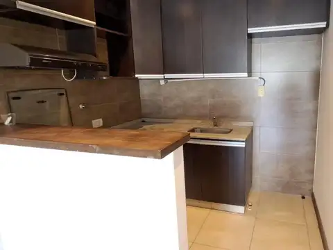 Departamento en Alquiler con 1 cochera