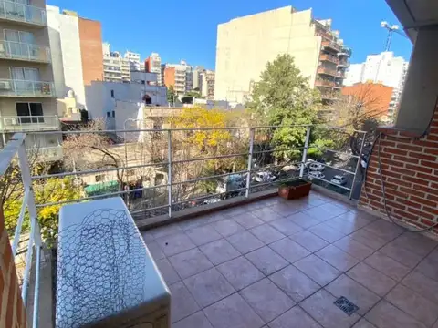 Av. Juan Bautista Alberdi 1400, Piso 4