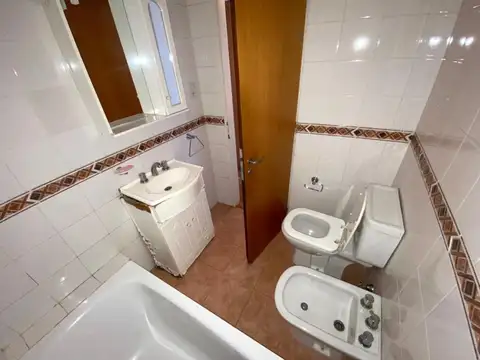 Av. Juan Bautista Alberdi 1400, Piso 4