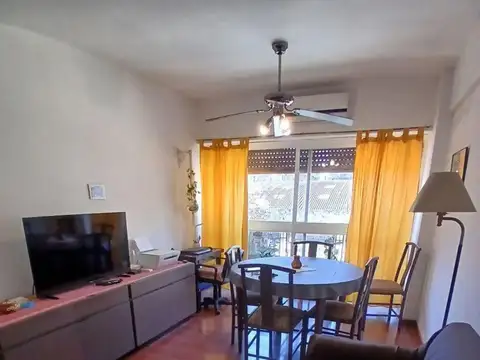 Venta de Departamento 4 Ambientes en Flores