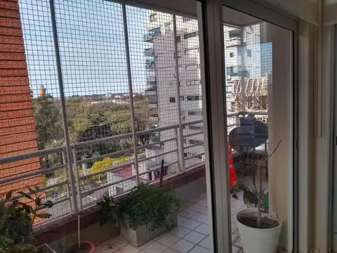 Deheza 1600, Piso 9