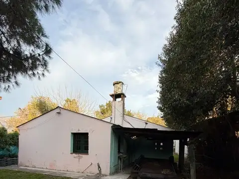 CASA EN ESQUINA DE VILLA ESPAÑA