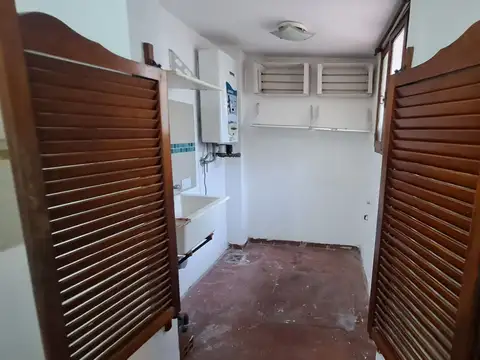 VENTA DUPLEX 3 AMBIENTES CON COCHERA Y TERRAZA