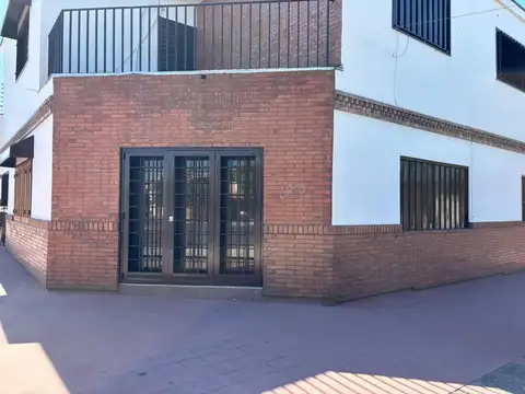 República del Líbano y Corrientes 100