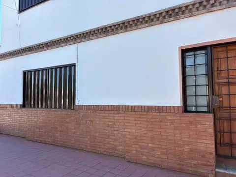 Local en Alquiler en Maipu, $ 800.000