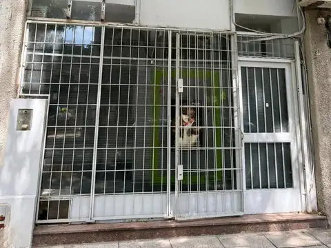 venta Local con monoambiente 2 baños 2 ingresos!  oportunidad Saavedra