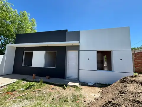 Casa en Venta en Mar Del Tuyu, USD 25.000