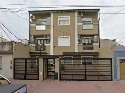 Alquiler, Departamento de 2 ambientes y medio con altillo, ramos mejia