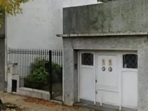 VENTA CASA LOTE PROPIO TERRENO 7,70x21,60 VILLA DEL PARQUE