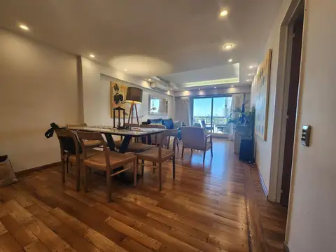 Espectacular semipiso con vista y cochera!