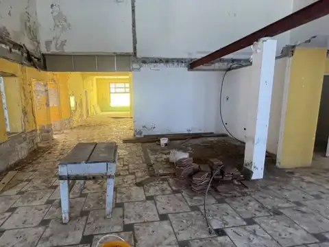 VENTA LOCAL PROYECTO COMERCIAL ACANTILADOS PH