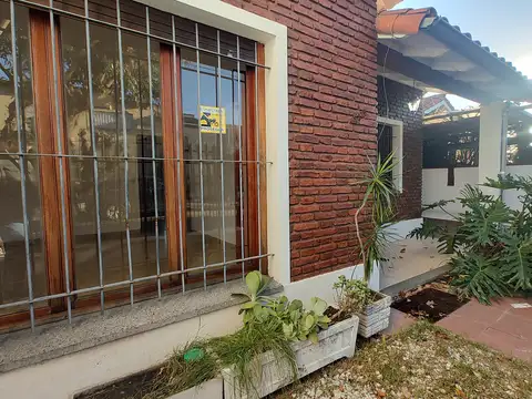 Casa en Venta en Villa Adelina, USD 216.000