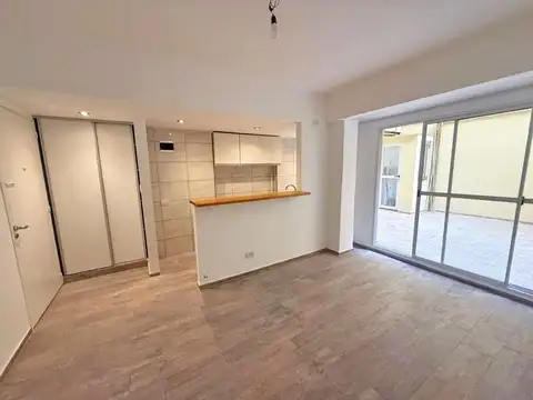 DEPARTAMENTO PLANTA BAJA 2 AMBIENTES CON PATIO PRIVADO