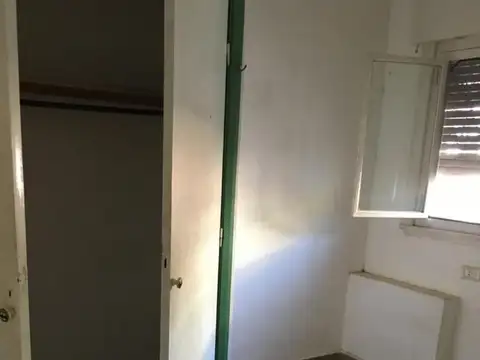 Depto Tipo Casa en Alquiler 40 años