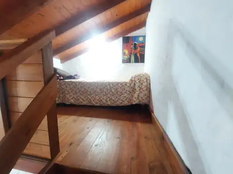 Casa 2 ambientes con 1 baño