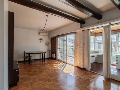 3 ambientes - Terraza propia - Living apaisado - Sol directo - Vista a verde - Cocina independi...