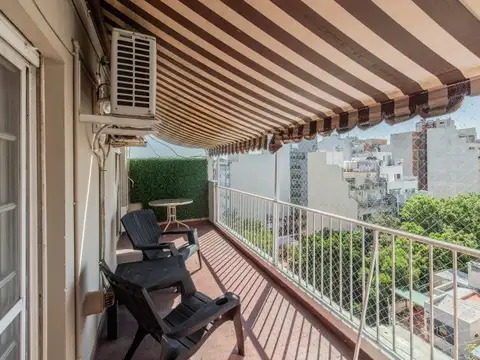 3 ambientes - Terraza propia - Living apaisado - Sol directo - Vista a verde - Cocina independi...