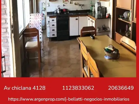  DEPARTAMENTO PH DE 3 AMBIENTES . GARAGE. FONDO PARQUE. 