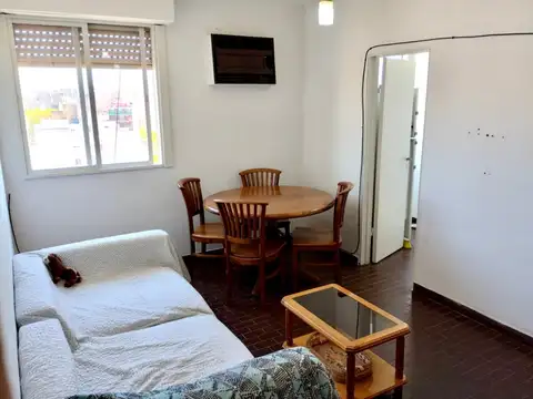 2 AMB 30 MTS TOT, AL FRENTE(PISO 11°),MUY LUMINOSO,EXC. UBICACIÓN A PASOS DE AV. ACOYTE