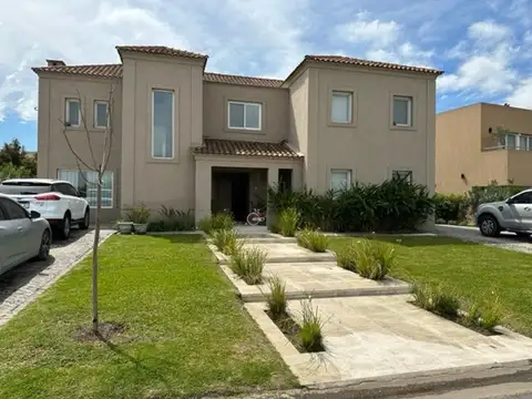  Casa en  alquiler temporario "Barbarita". ENERO - FEBRERO!!