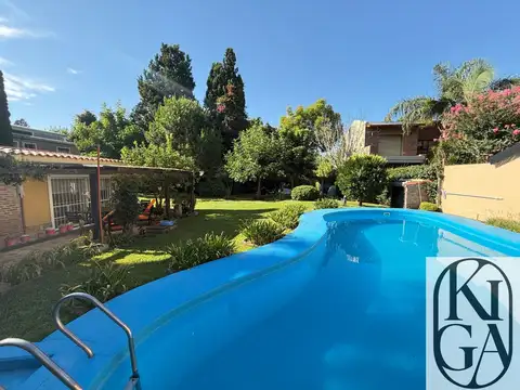 Casa 5 ambientes con 2 baños