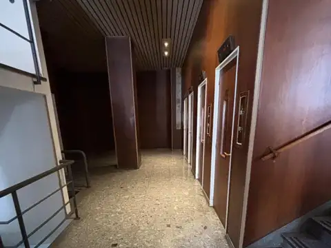 Vicente Lopez 100, Piso 9