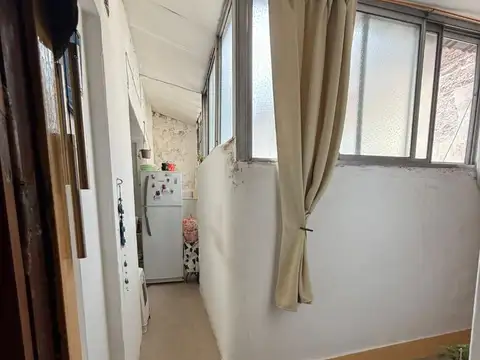 Muy lindo PH primer piso por escalera, muy bajas expensas