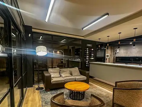 Casa 6 ambientes con 2 baños