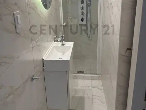 Ciudad de la Paz 200, Piso 0