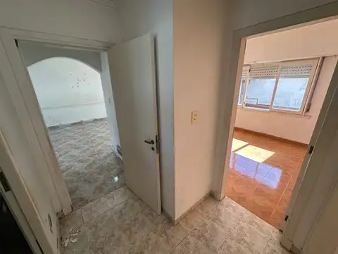 Depto Tipo Casa en Venta 40 años