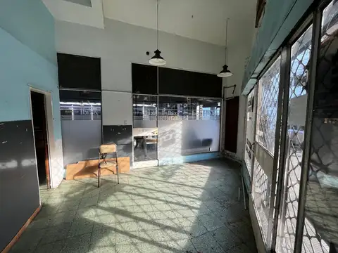 LOCAL COMERCIAL EN ESQUINA - ITUZAINGÓ NORTE