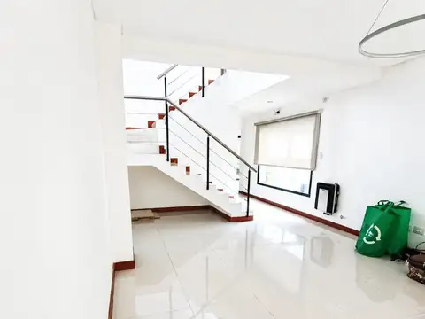 Casa en Alquiler en Paso del Rey, USD 1.700