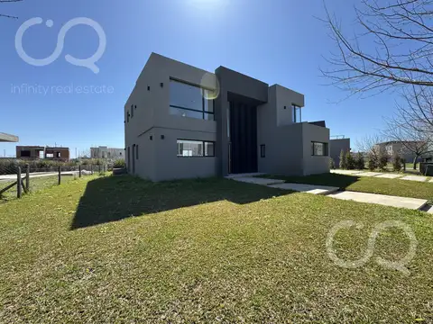 Casa en Acacias / Puertos (Escobar)