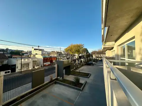 Venta Departamento 2 ambientes con balcon