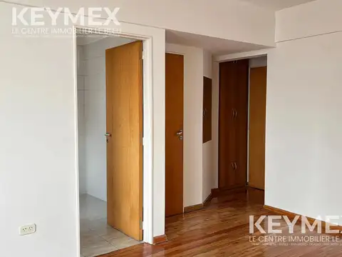 Departamento en Alquiler con 1 cocheras