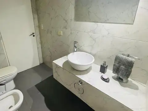 Casa 6 ambientes con 3 baños