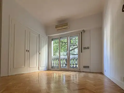 AV LIBERTADOR al 2600